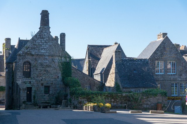 0077 Locronan.jpg - SONY DSC